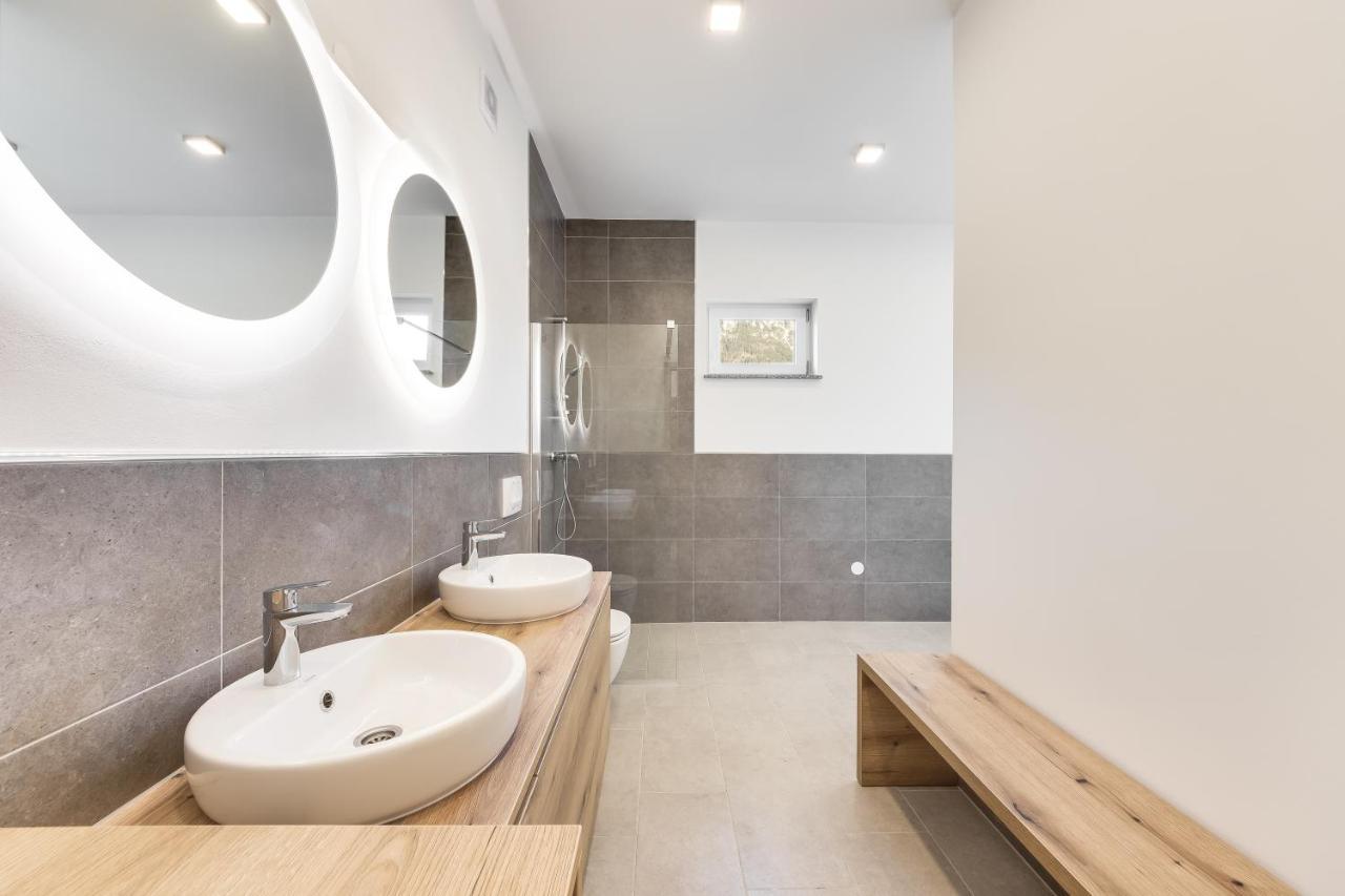 Chic Apartments With Finnish Sauna And Jacuzzi Kranjska Gora Ngoại thất bức ảnh