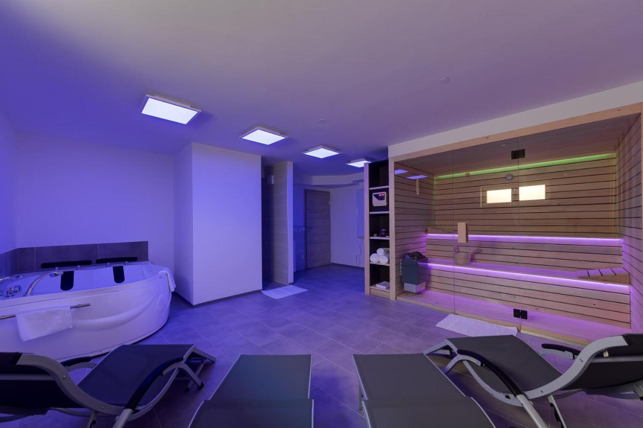 Chic Apartments With Finnish Sauna And Jacuzzi Kranjska Gora Ngoại thất bức ảnh