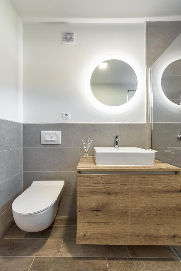 Chic Apartments With Finnish Sauna And Jacuzzi Kranjska Gora Ngoại thất bức ảnh